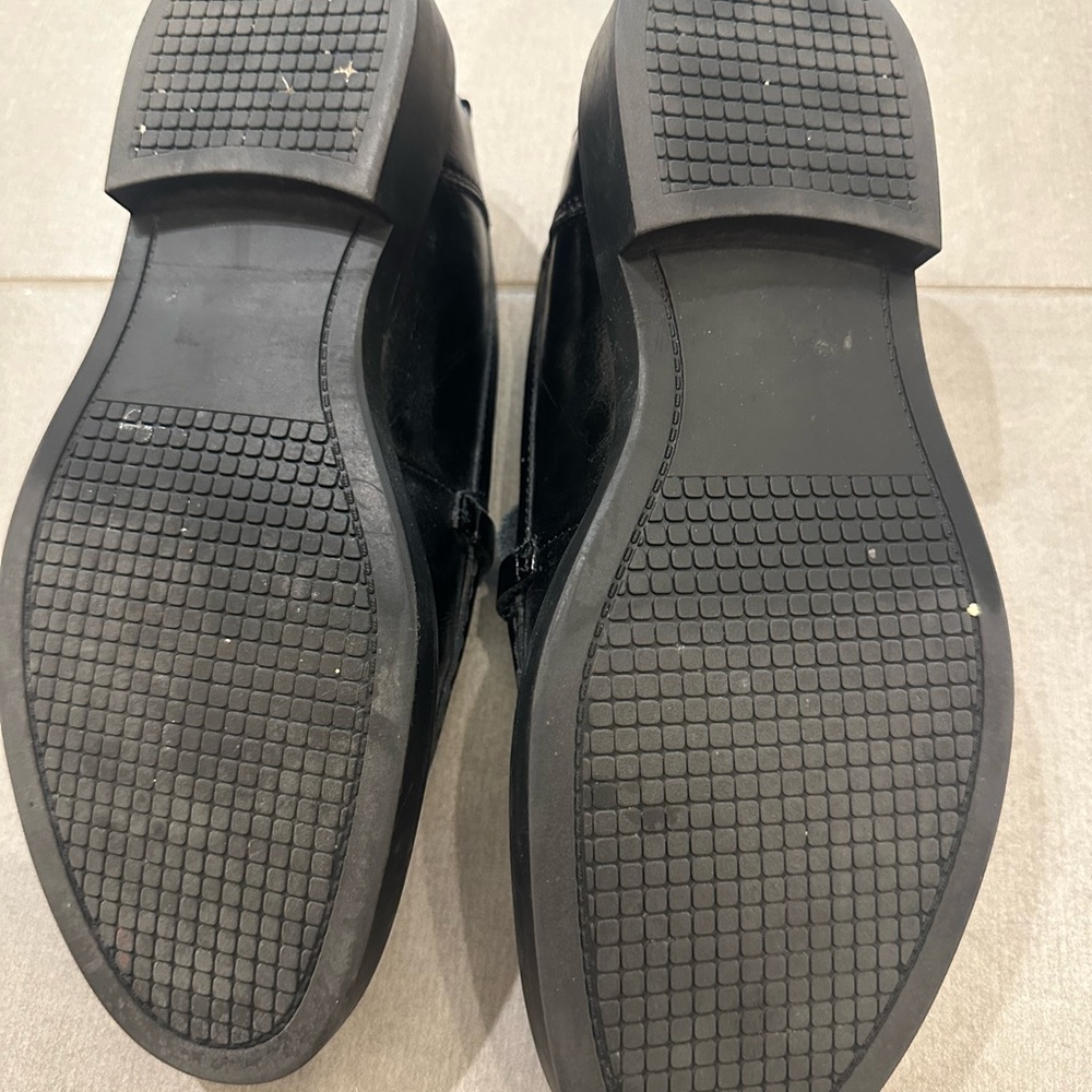 Steve Madden Black Leather Slip-On Loafers with Gold Hardware - Picture 3 of 3